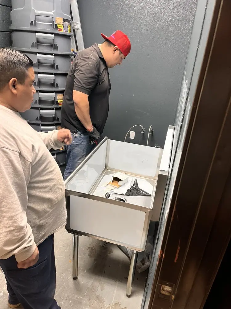 Commercial plumbing and sink installation in South Peru